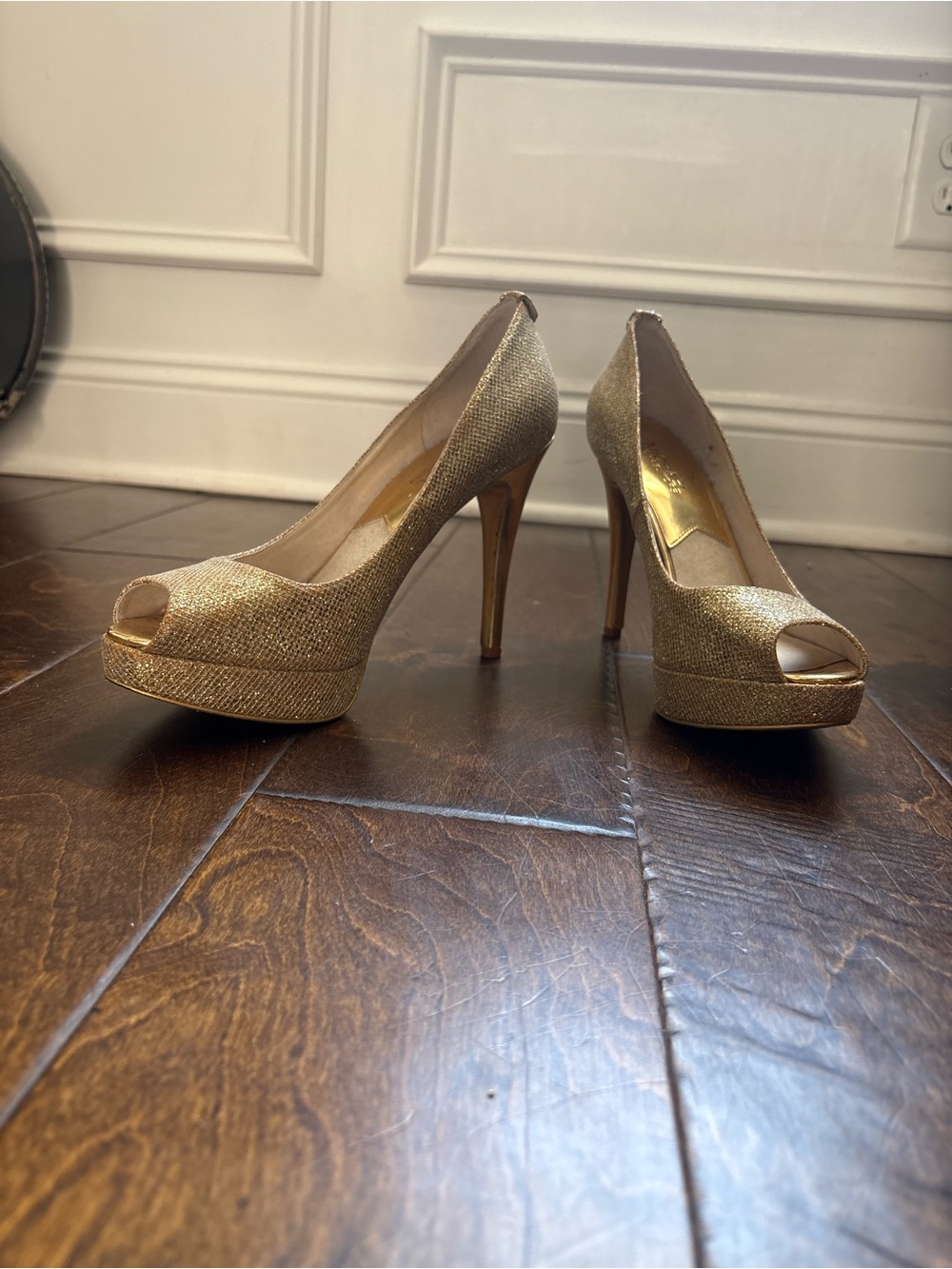 Michael Kors Gold Glitter Peep-Toe Pumps